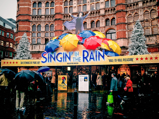 London - Singing in the Rain